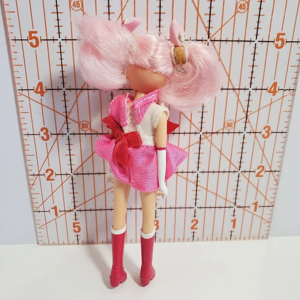 Chibi Moon 5 Inch Doll 1997 Pink Hair Red White Removable Outfit Sailor - Picture 2 of 11